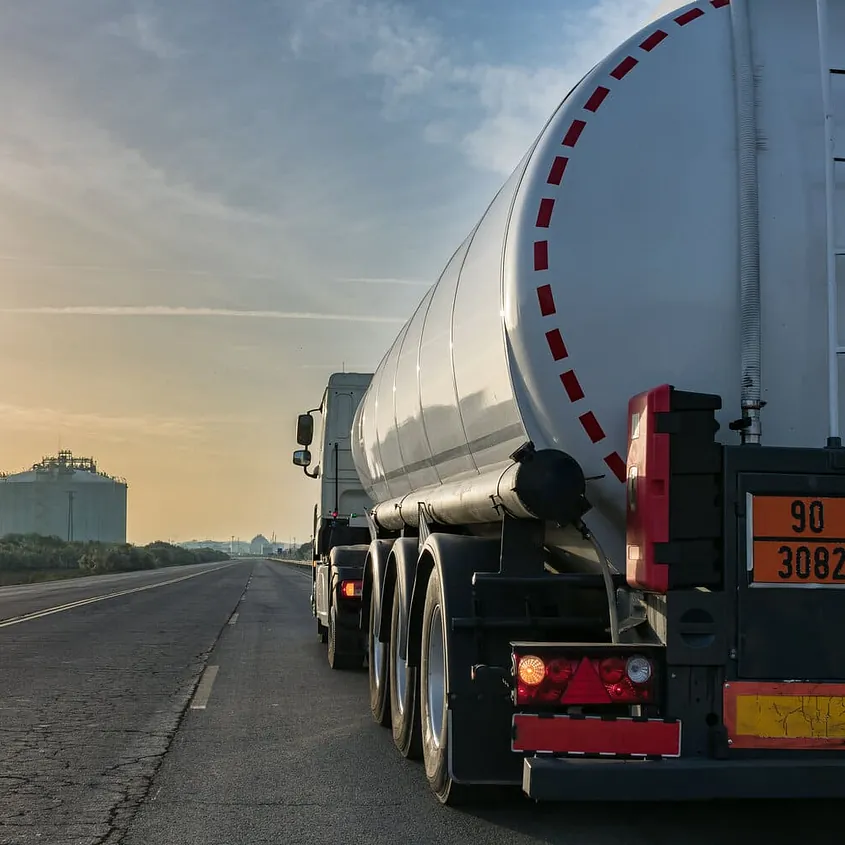 camion productos quimicos